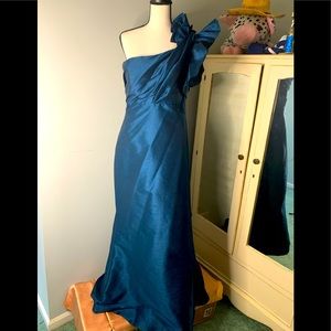 Jim Hjelm Formal Gown (Dupioni Silk)